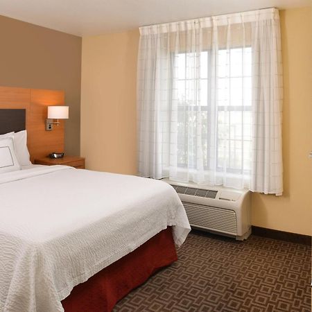 Towneplace Suites By Marriott Sacramento Roseville Exterior photo