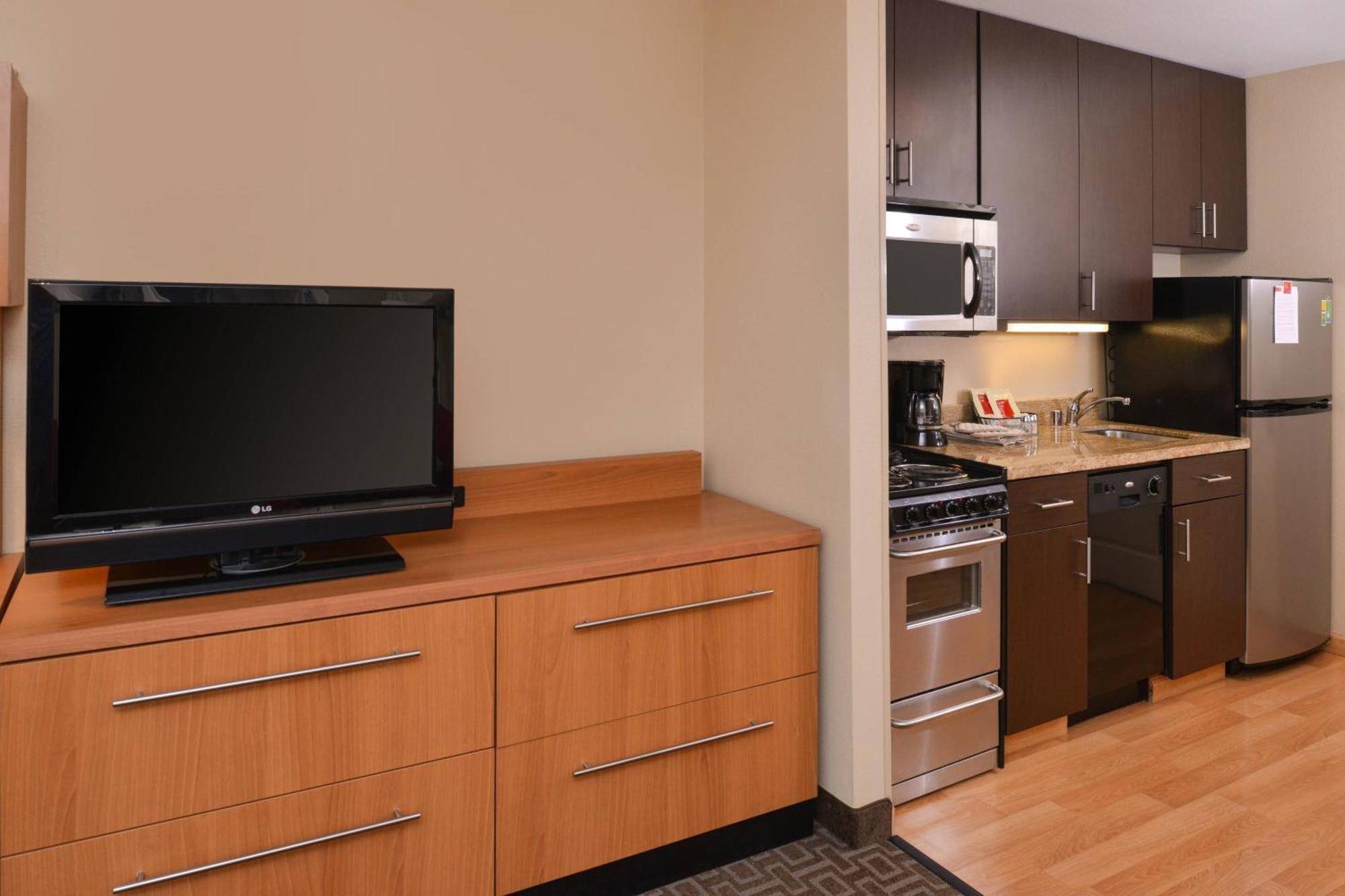 Towneplace Suites By Marriott Sacramento Roseville Exterior photo