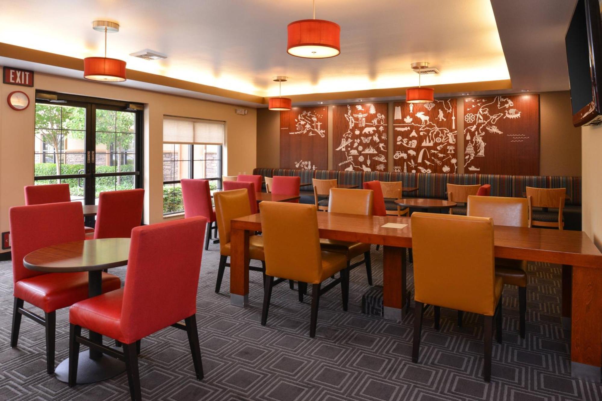 Towneplace Suites By Marriott Sacramento Roseville Exterior photo